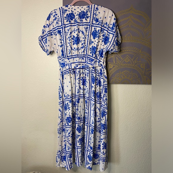 URBAN OUTFITTERS Gabrielle Wrap Dress - Picture 12 of 12